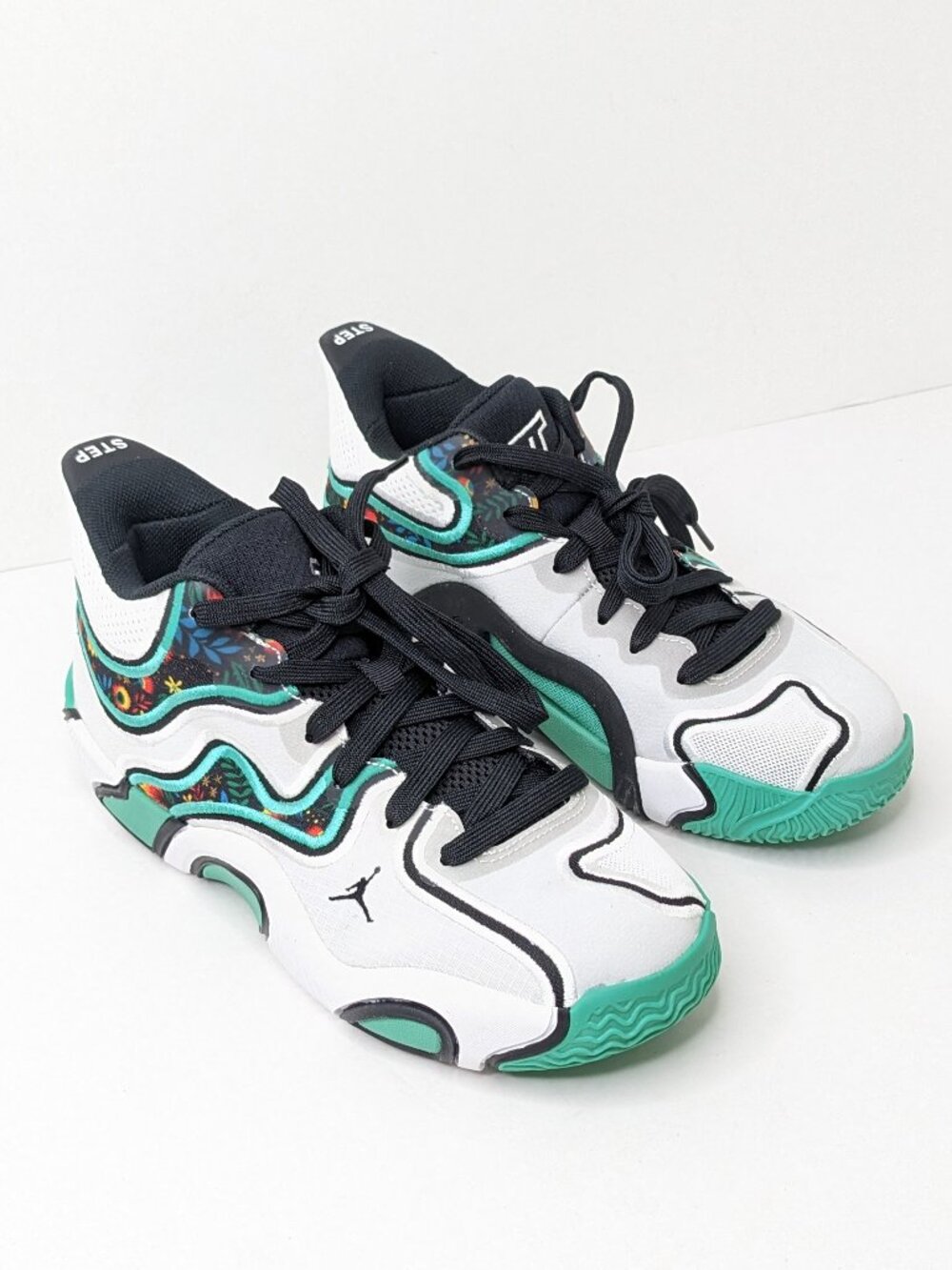 Nike Air Jordan Tatum 3 Basketball Sneakers White Black Green Big Kids 3.5